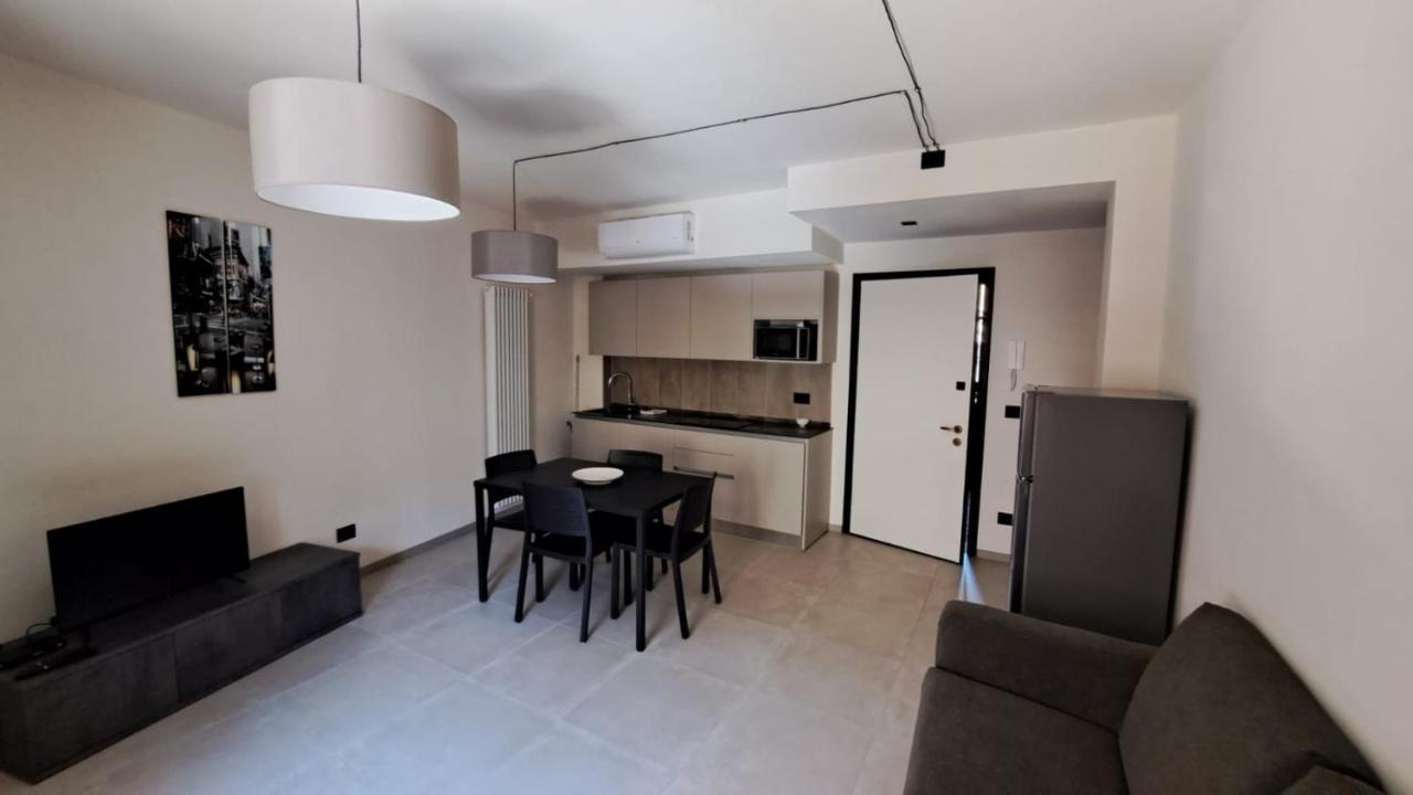 Ferienwohnung Domus Acaja Pinerolo Exterior foto